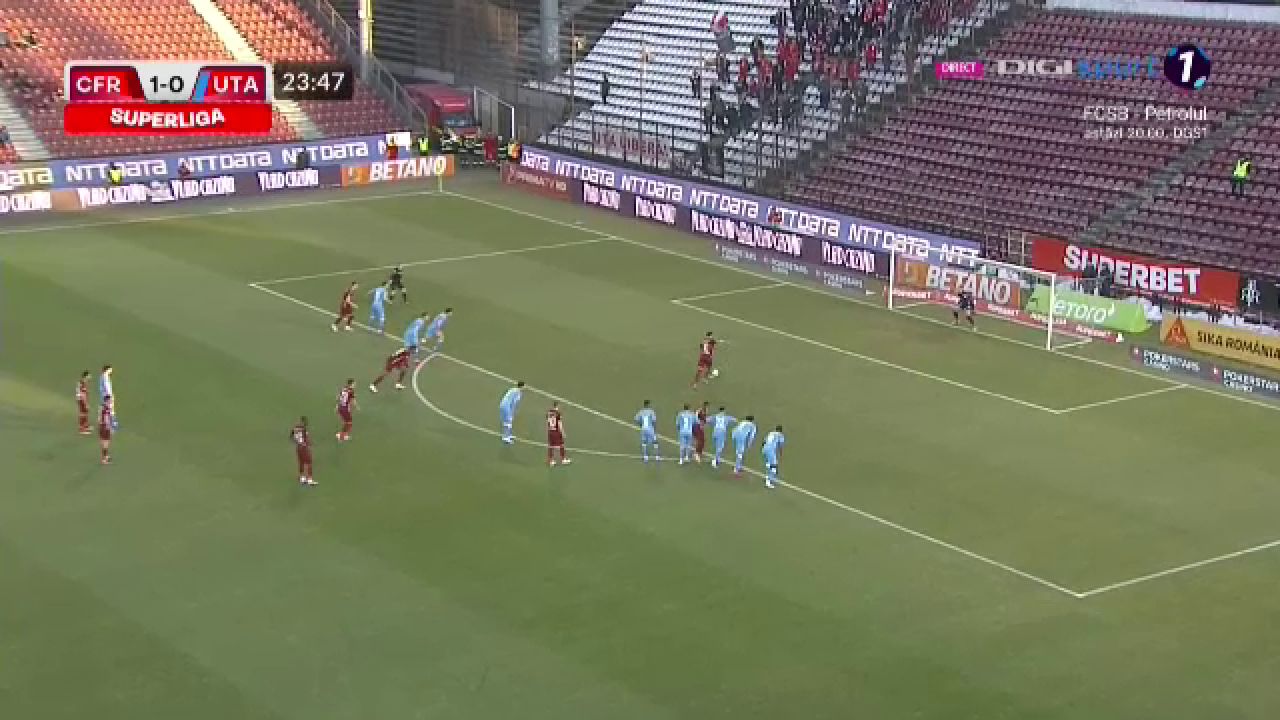 Ce a putut să strige crainicul stadionului după ce Ciprian Deac a irosit un penalty în CFR - UTA_19