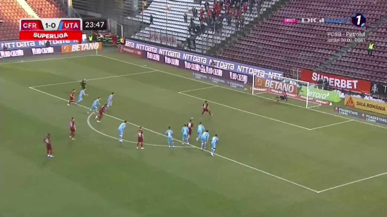 Ce a putut să strige crainicul stadionului după ce Ciprian Deac a irosit un penalty în CFR - UTA_25