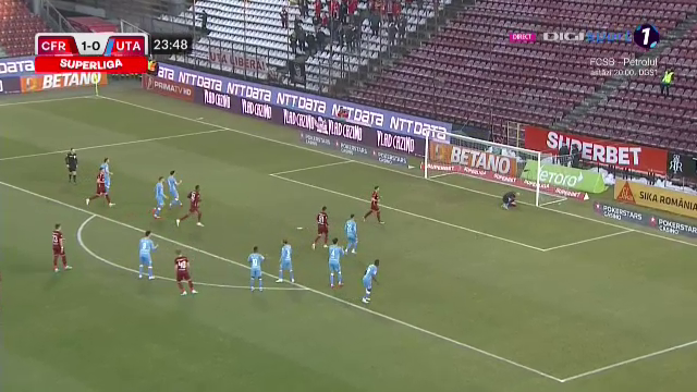 Ce a putut să strige crainicul stadionului după ce Ciprian Deac a irosit un penalty în CFR - UTA_35