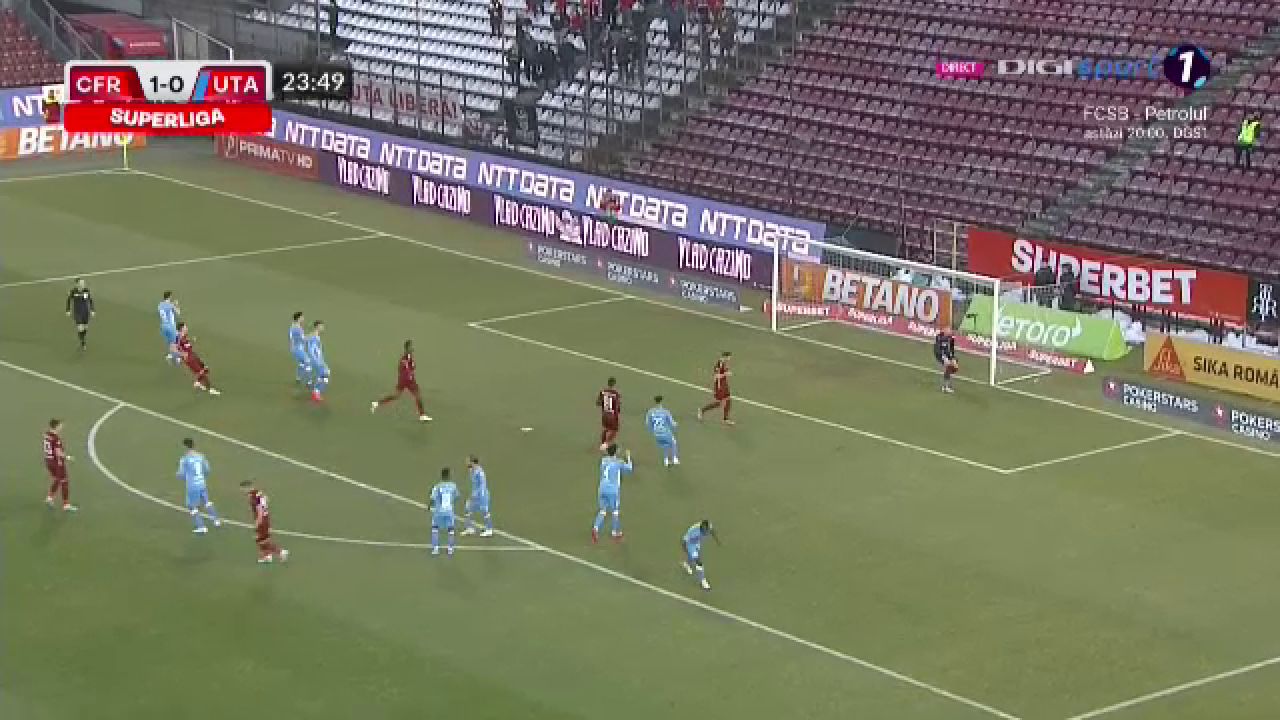 Ce a putut să strige crainicul stadionului după ce Ciprian Deac a irosit un penalty în CFR - UTA_40