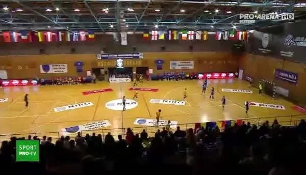 Start bun pentru &bdquo;tricolore&rdquo; &icirc;n Rom&acirc;nia - Slovacia (U17, Pro Arena VOYO)