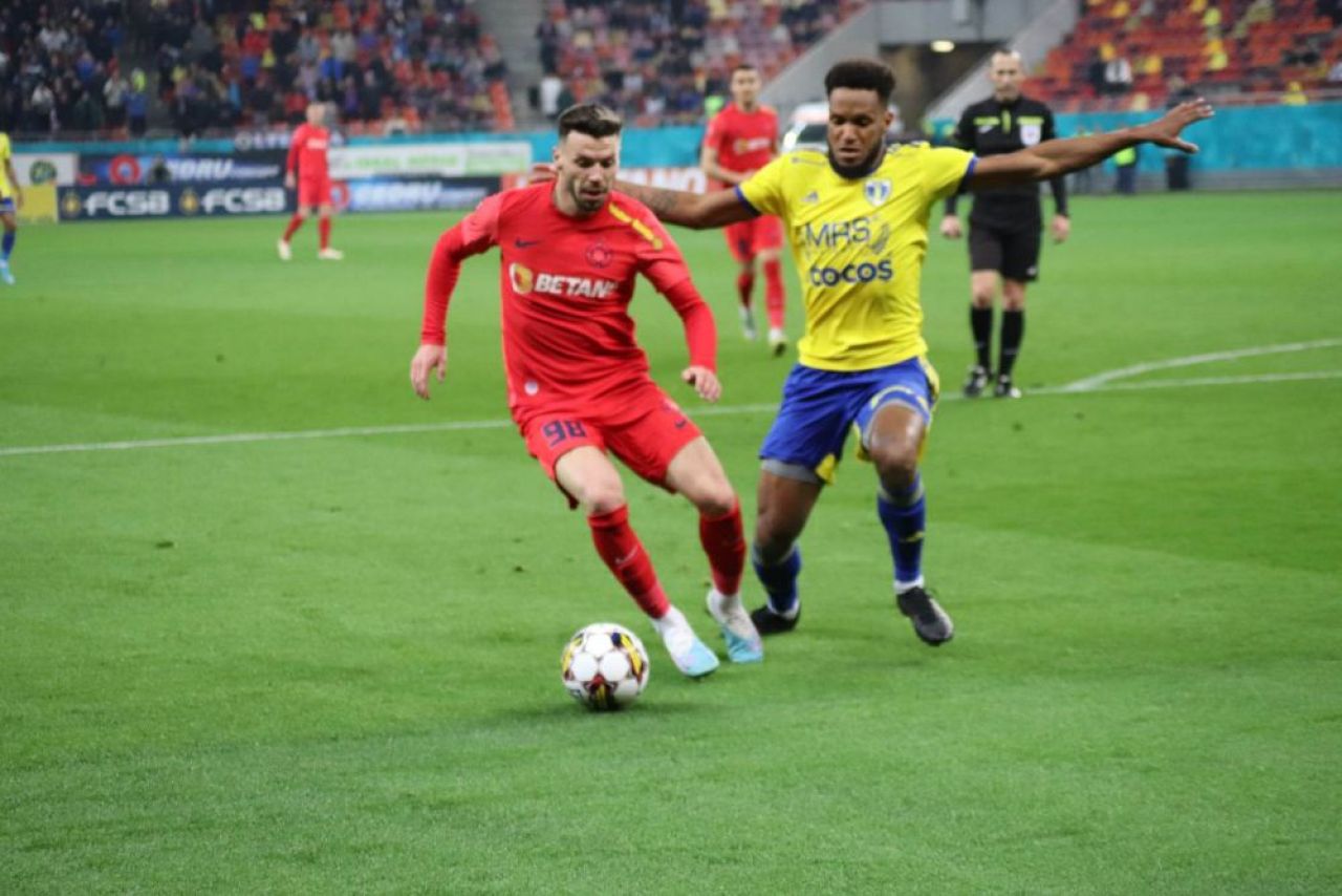 FCSB - Petrolul Ploiești | Cum a descris Helmut Duckadam jocul „roș-albaștrilor” din prima repriză_4