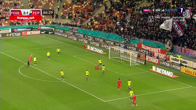 Gol de generic înscris în FCSB - Petrolul! Edjouma a reușit o foarfecă de senzație și a încheiat meciul în mare stil_13