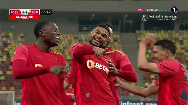 Gol de generic înscris în FCSB - Petrolul! Edjouma a reușit o foarfecă de senzație și a încheiat meciul în mare stil_20
