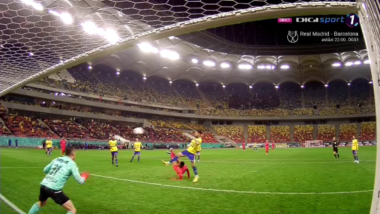 Gol de generic înscris în FCSB - Petrolul! Edjouma a reușit o foarfecă de senzație și a încheiat meciul în mare stil_25