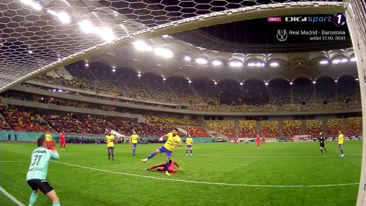 Gol de generic înscris în FCSB - Petrolul! Edjouma a reușit o foarfecă de senzație și a încheiat meciul în mare stil_26