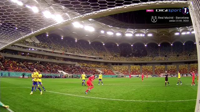 Gol de generic înscris în FCSB - Petrolul! Edjouma a reușit o foarfecă de senzație și a încheiat meciul în mare stil_33