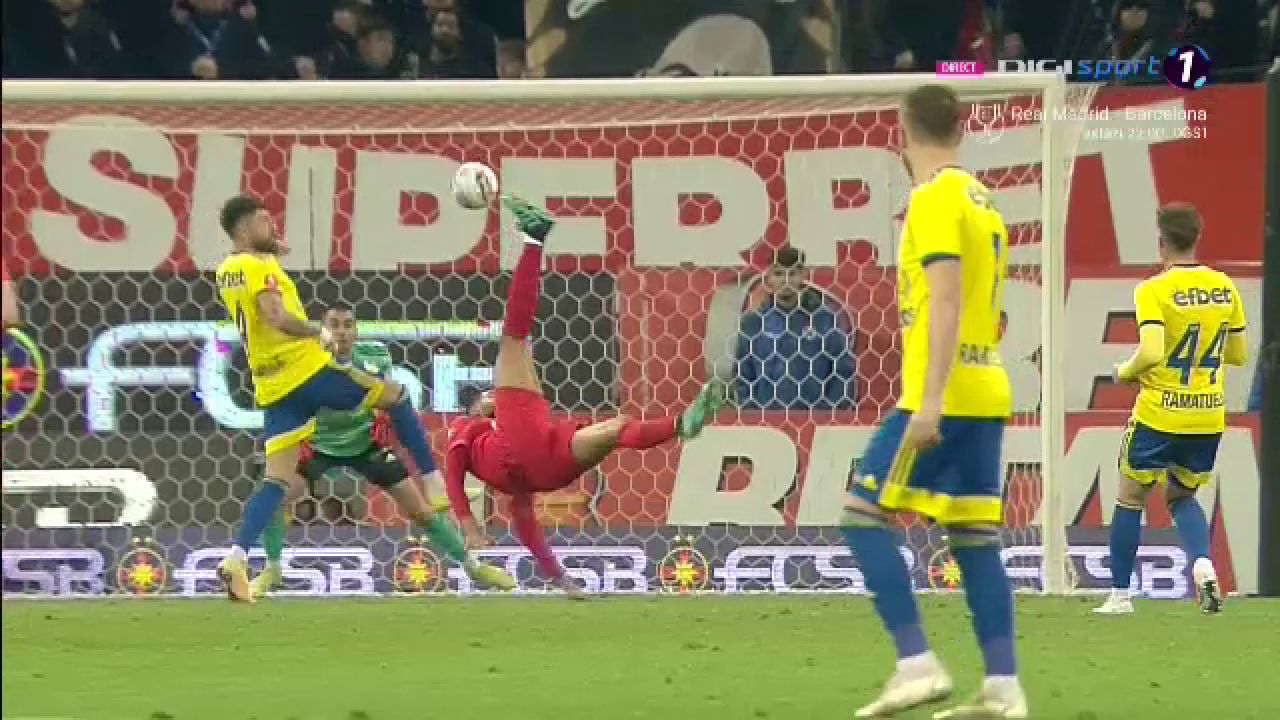 Gol de generic înscris în FCSB - Petrolul! Edjouma a reușit o foarfecă de senzație și a încheiat meciul în mare stil_43