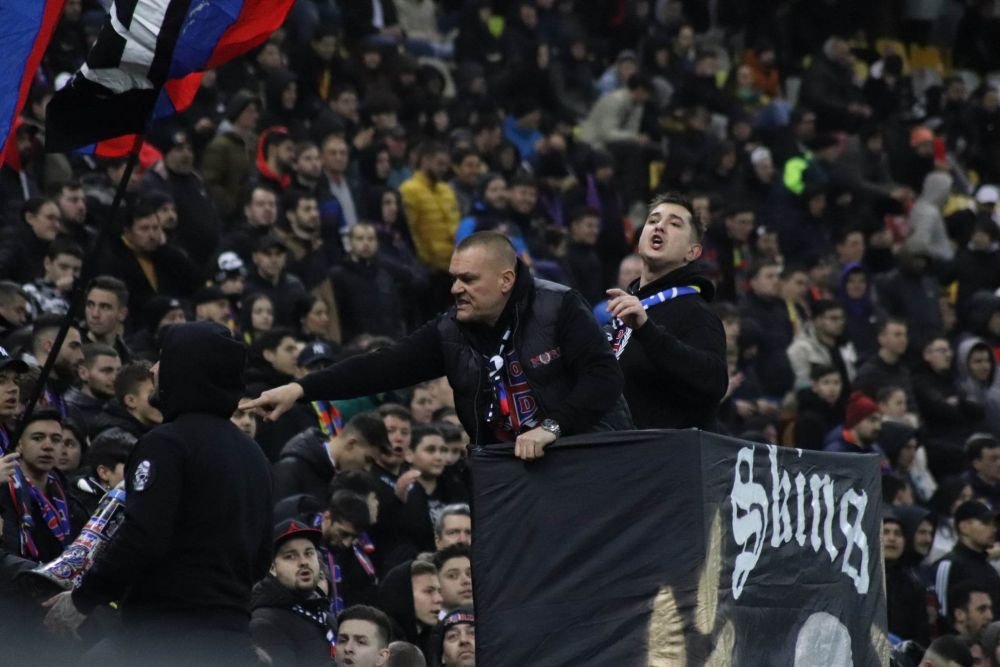 Gheorghe Mustață a dat tonul! Ce nume de sportiv celebru a scandat galeria FCSB-ului în meciul cu Petrolul_3