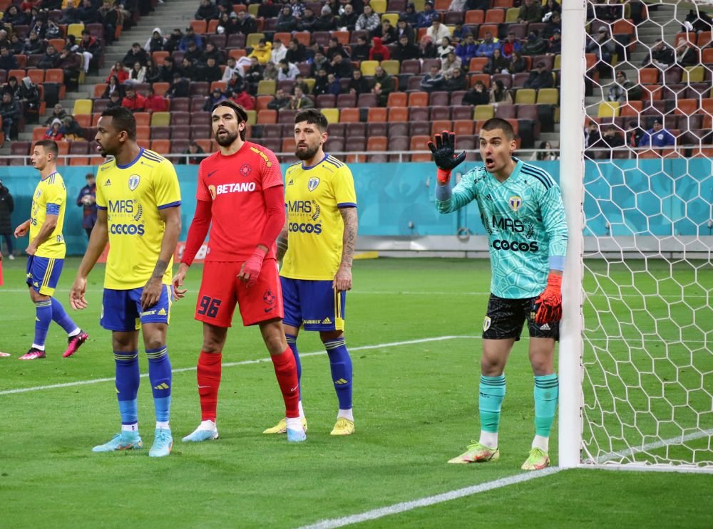 Compagno l-a egalat pe Dugandzic în clasamentul golgheterilor din Superligă! Cum a marcat italianul în FCSB - Petrolul Ploiești_2