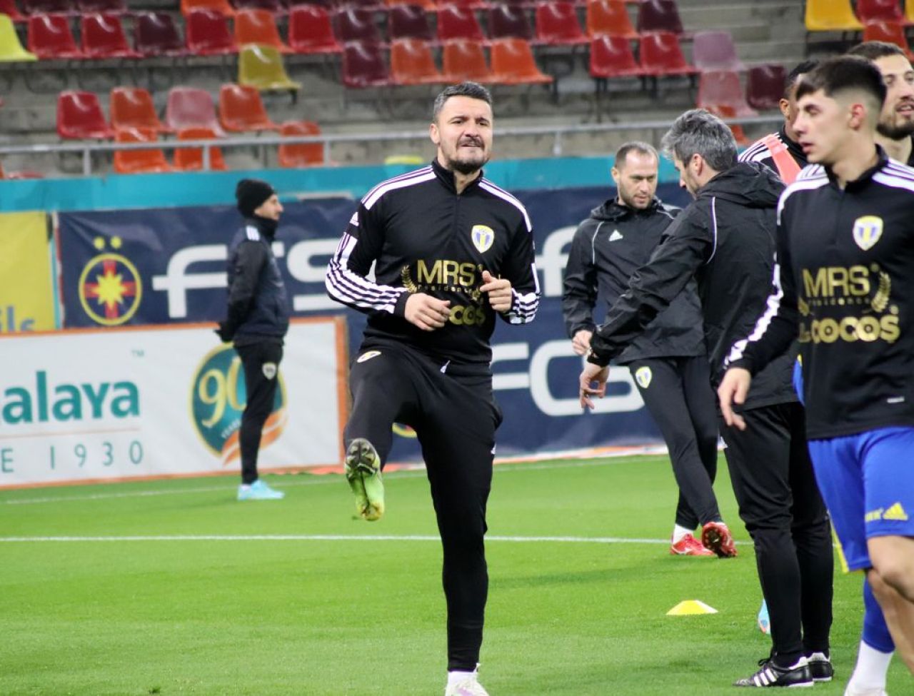 ”Acolo am căzut”. Florin Pîrvu, primele explicații după înfrângerea Petrolului cu FCSB_1