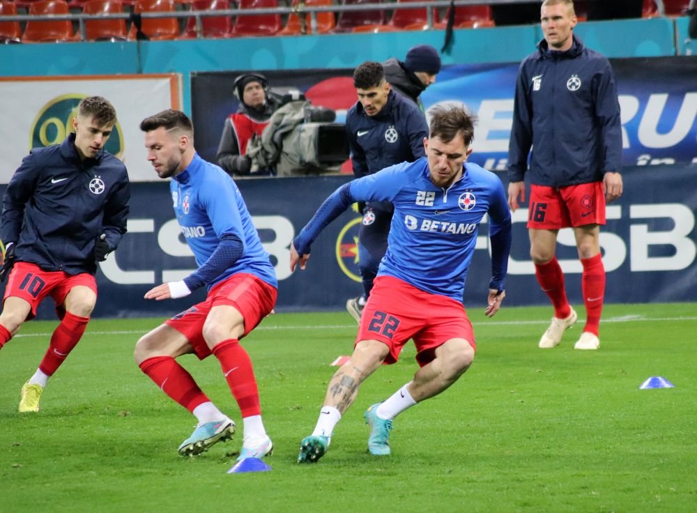 Cele mai tari imagini din prima repriză a meciului FCSB - Petrolul Ploiești_4