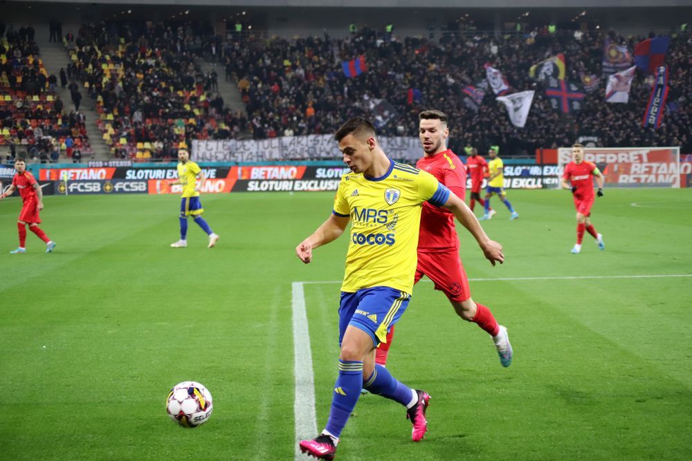 Cele mai tari imagini din prima repriză a meciului FCSB - Petrolul Ploiești_24