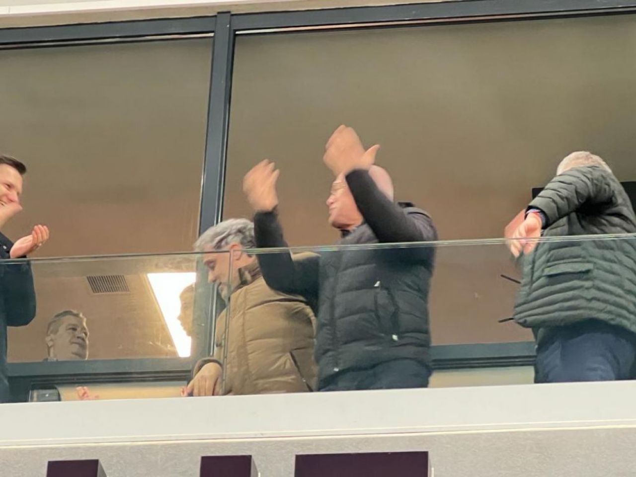 Imaginea serii pe Cluj Arena! Cum a reacționat Emil Boc după golul marcat de Remacle_5