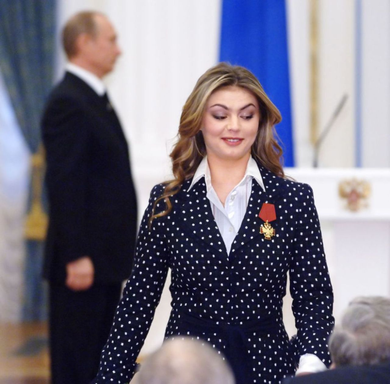 Vladimir Putin își ține amanta în puf! Cadoul uluitor primit de Alina Kabaeva de la țarul Rusiei_1