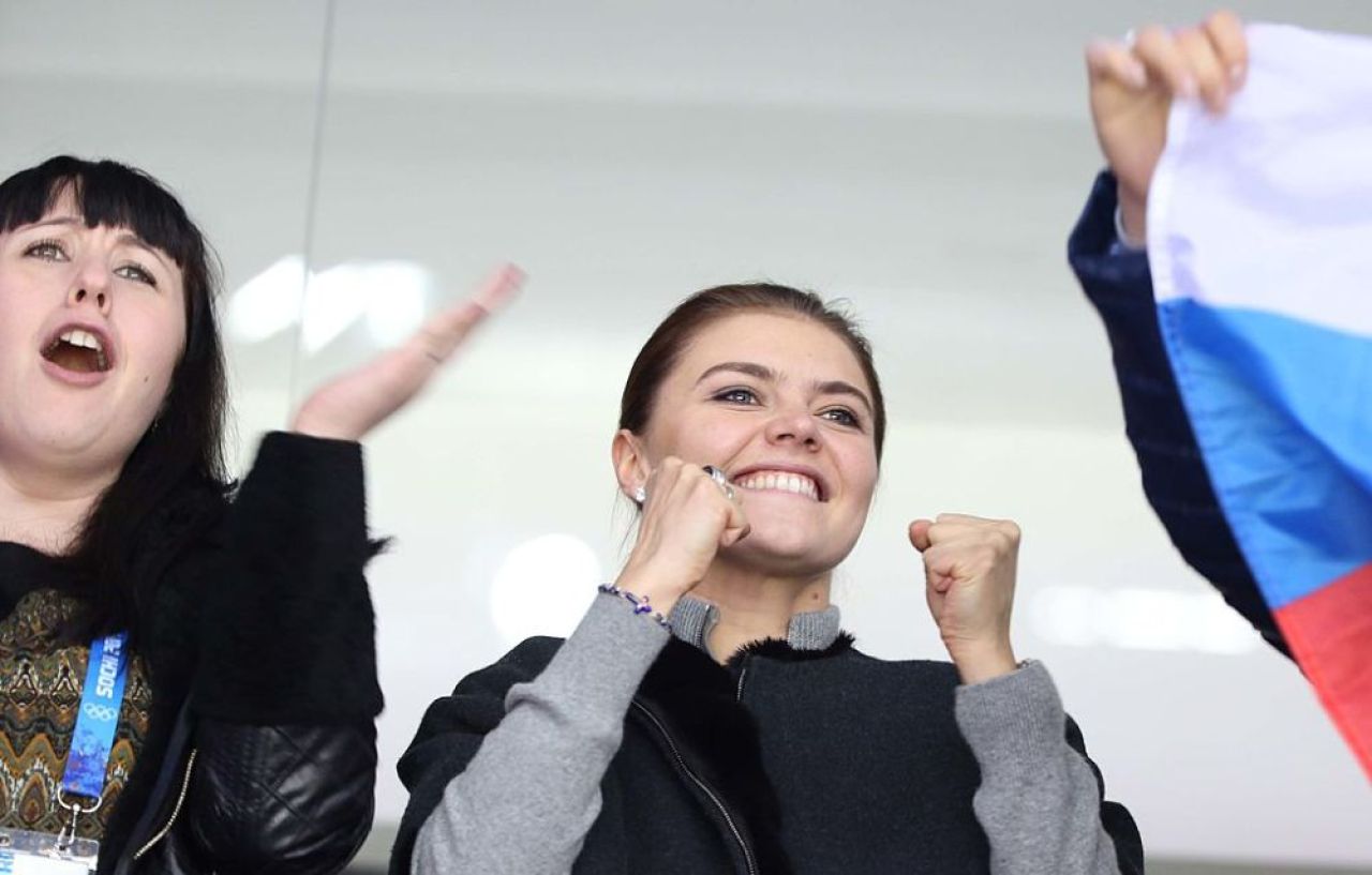 Vladimir Putin își ține amanta în puf! Cadoul uluitor primit de Alina Kabaeva de la țarul Rusiei_13