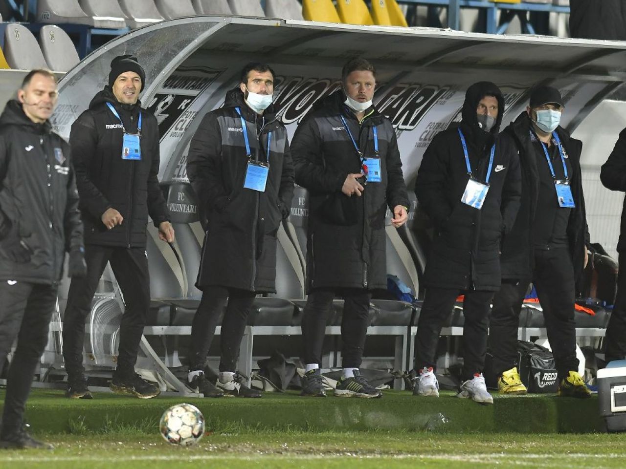 Un fost antrenor al FCSB nu vrea să mai audă de fotbalul românesc. Cum a reacționat după demisia lui Strizu_2