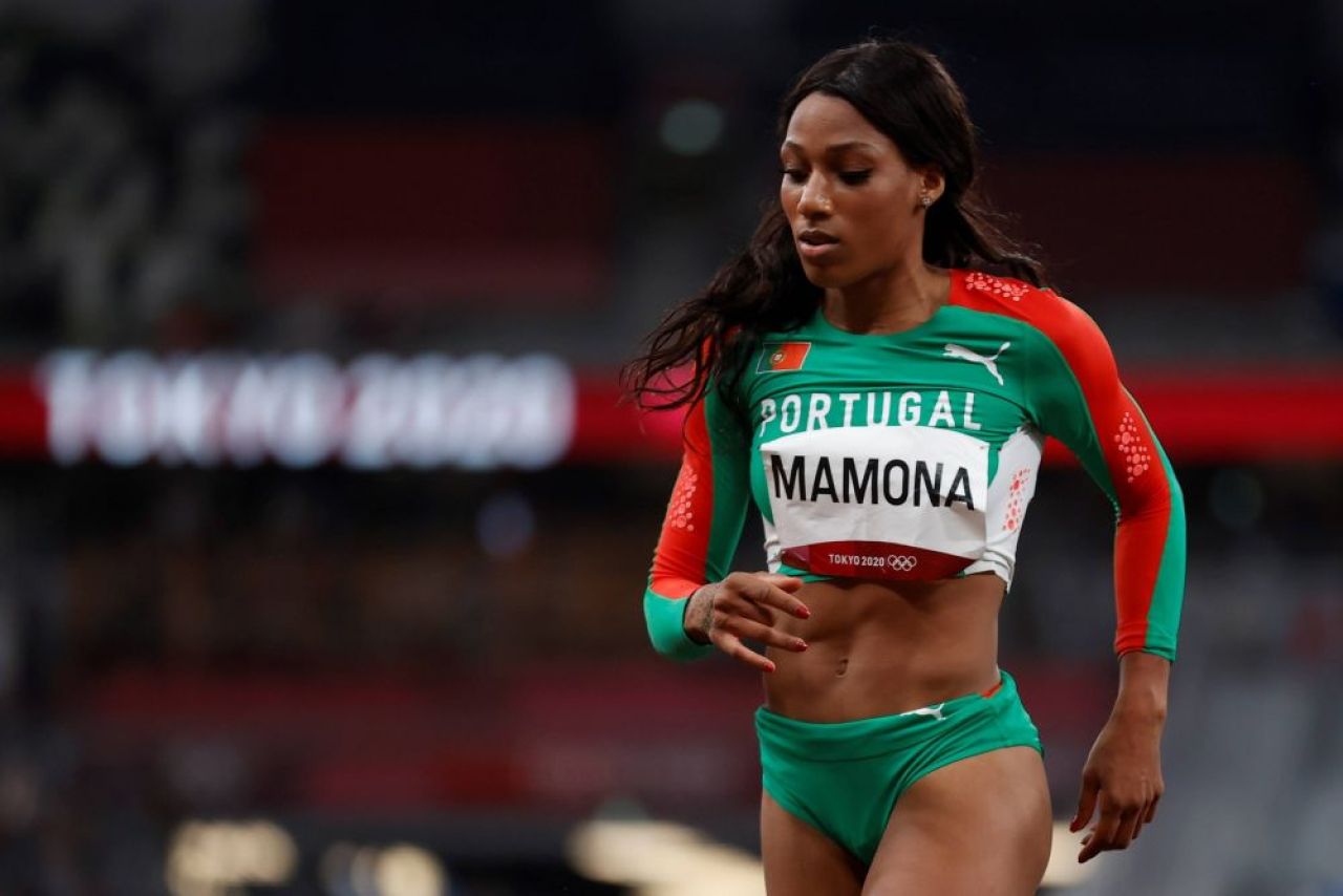 Superba Patricia Mamona ține ștacheta sus și la 35 de ani! Video provocator cu o colegă și medalie la Campionatele Europene de la Istanbul_1