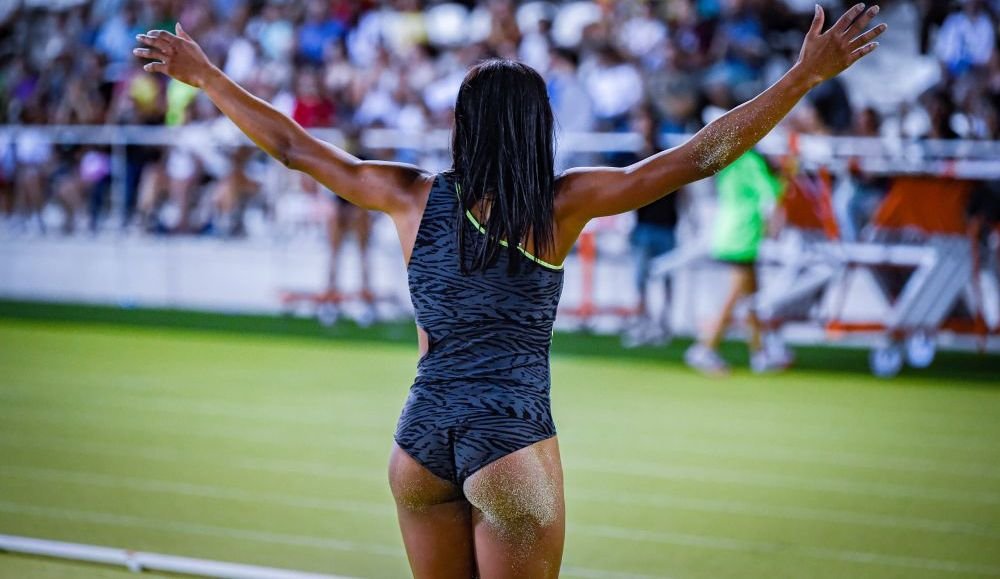 Superba Patricia Mamona ține ștacheta sus și la 35 de ani! Video provocator cu o colegă și medalie la Campionatele Europene de la Istanbul_30