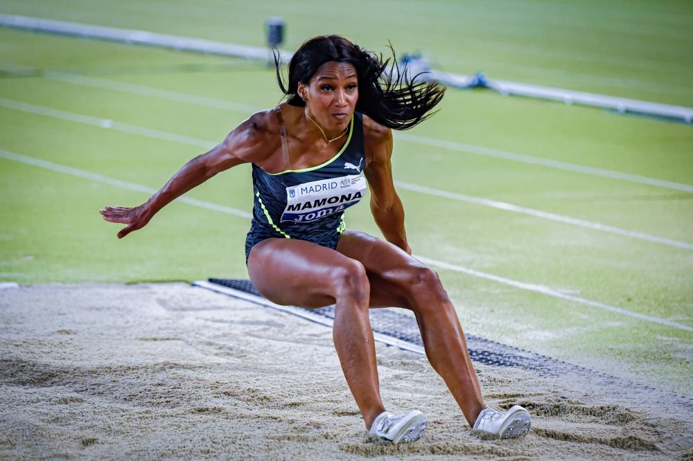 Superba Patricia Mamona ține ștacheta sus și la 35 de ani! Video provocator cu o colegă și medalie la Campionatele Europene de la Istanbul_8
