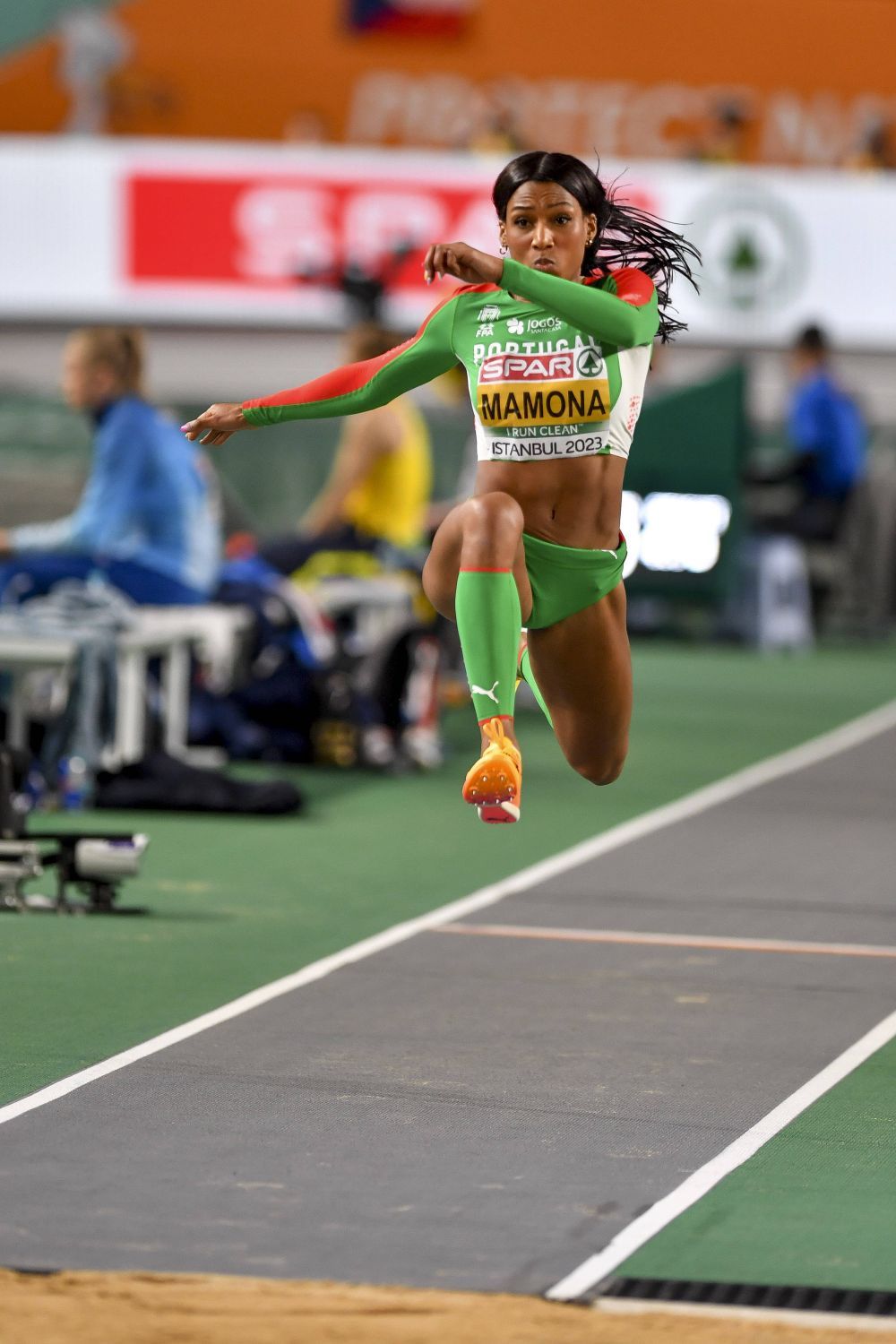 Superba Patricia Mamona ține ștacheta sus și la 35 de ani! Video provocator cu o colegă și medalie la Campionatele Europene de la Istanbul_20