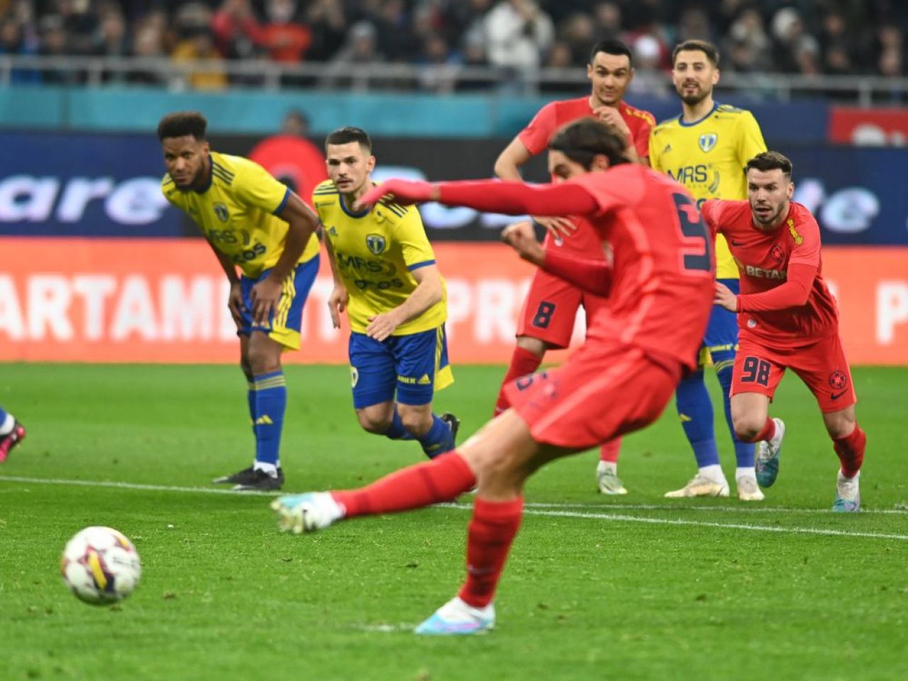 Să vină banii la FCSB! Adrian Mititelu, categoric cu privire la Compagno: „La vară, Gigi va avea oferta asta!”_8