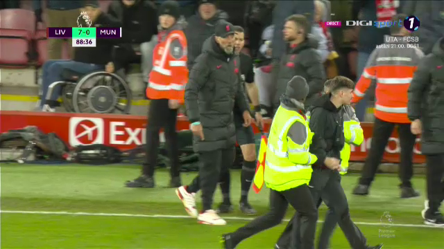 Jurgen Klopp, criză de nervi la 7-0 pentru Liverpool cu Manchester United! Un fan l-a scos din minți_10