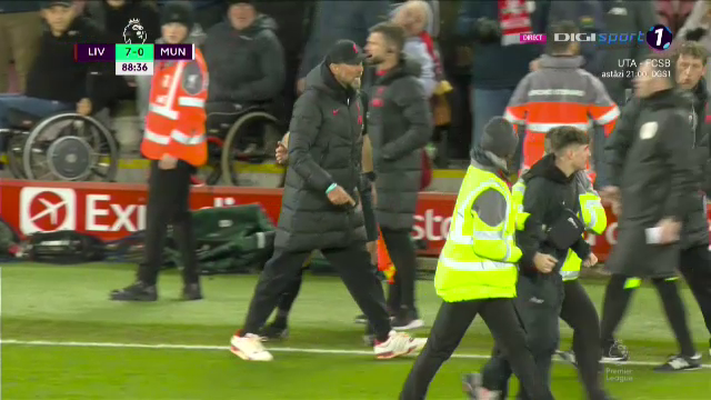 Jurgen Klopp, criză de nervi la 7-0 pentru Liverpool cu Manchester United! Un fan l-a scos din minți_11
