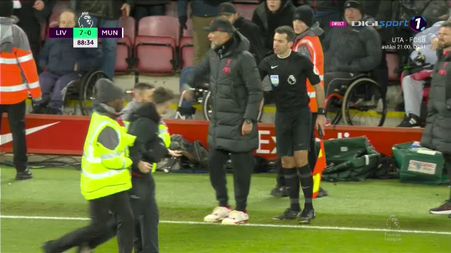 Jurgen Klopp, criză de nervi la 7-0 pentru Liverpool cu Manchester United! Un fan l-a scos din minți_14