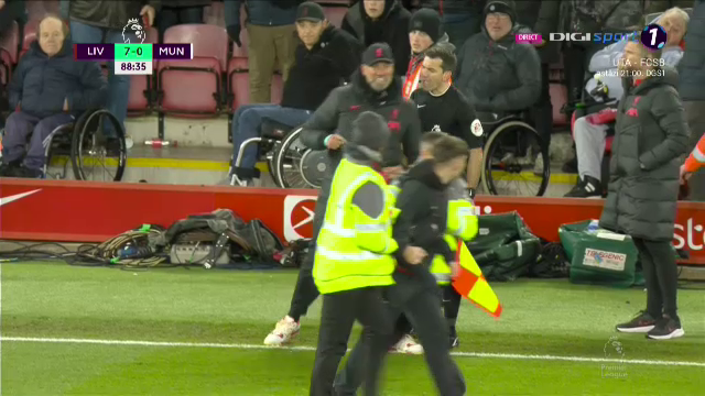 Jurgen Klopp, criză de nervi la 7-0 pentru Liverpool cu Manchester United! Un fan l-a scos din minți_16