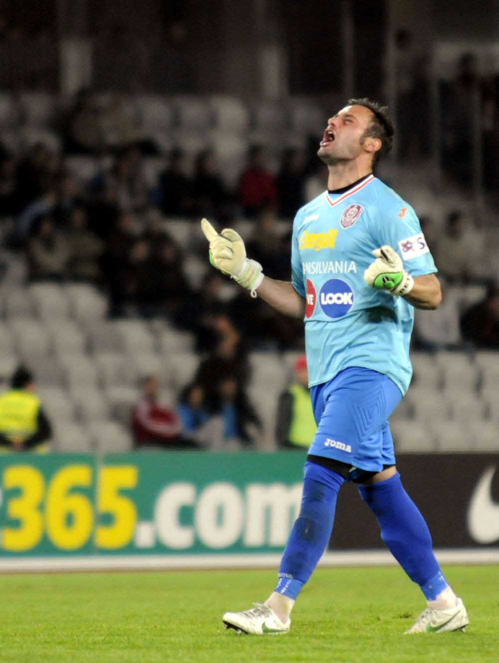 Starul „pre Compagno”, semifinalist la EURO de la CFR Cluj: ce face azi și experiența „înfricoșătoare” din România_26