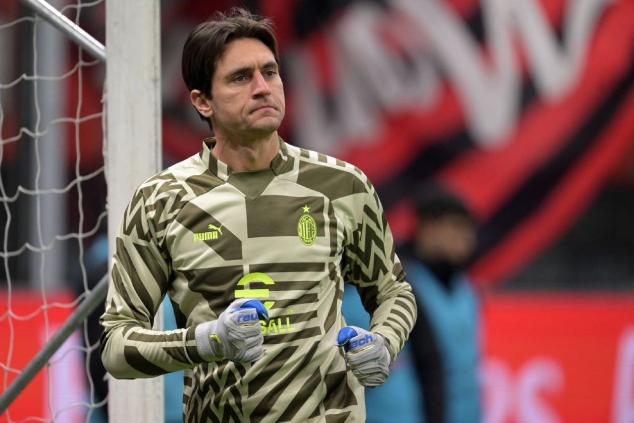 Decizia luată de AC Milan în privința lui Tătărușanu. Presa din Italia a făcut anunțul_4