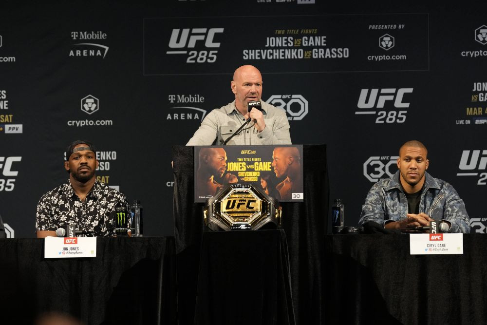 Noaptea strangulărilor în UFC_9