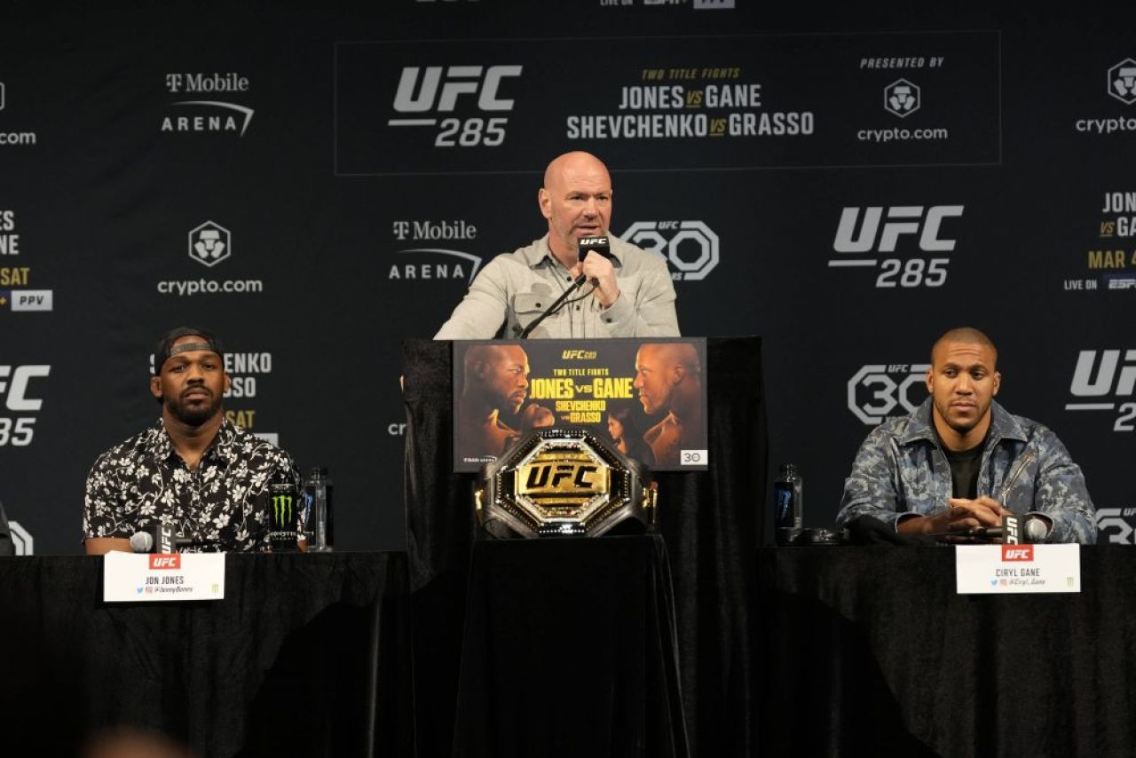 Noaptea strangulărilor în UFC_9