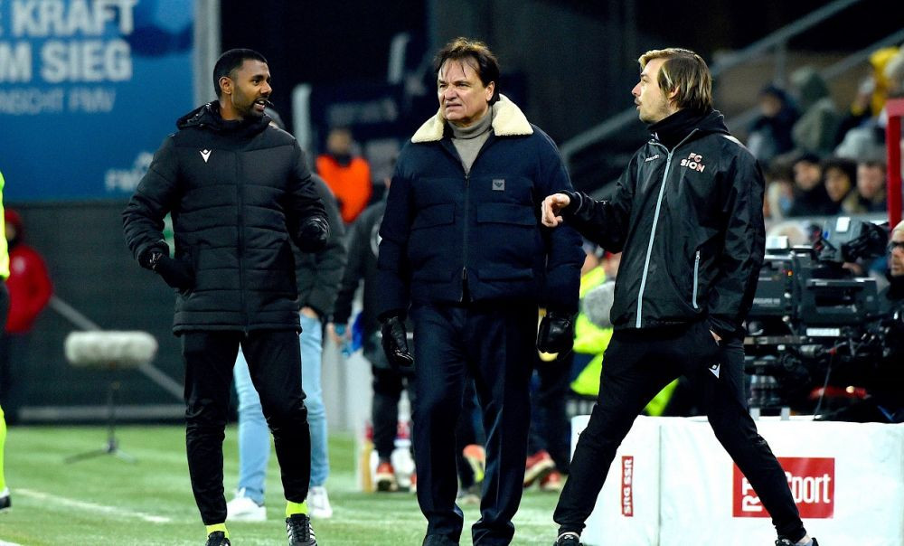 Patronul cobor&acirc;t pe bancă și-a găsit acum antrenor: Am vorbit cu Zidane la telefon o oră și un sfert!