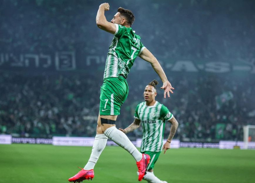 Românul care s-a retras de la echipa națională a înscris un hat-trick senzațional în derby și este golgheterul primei ligi!_2