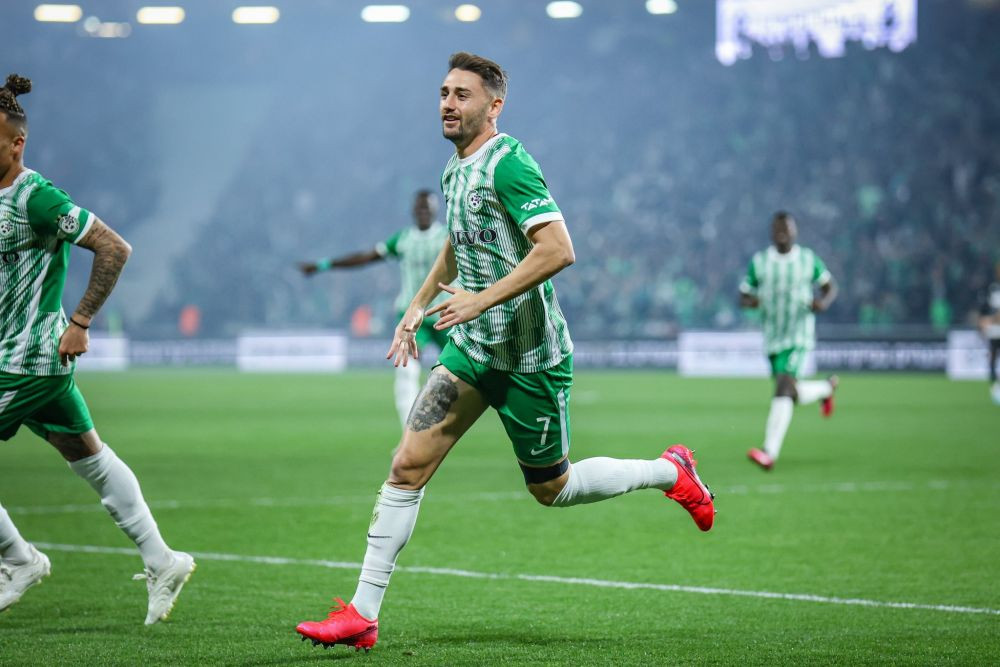 Românul care s-a retras de la echipa națională a înscris un hat-trick senzațional în derby și este golgheterul primei ligi!_4