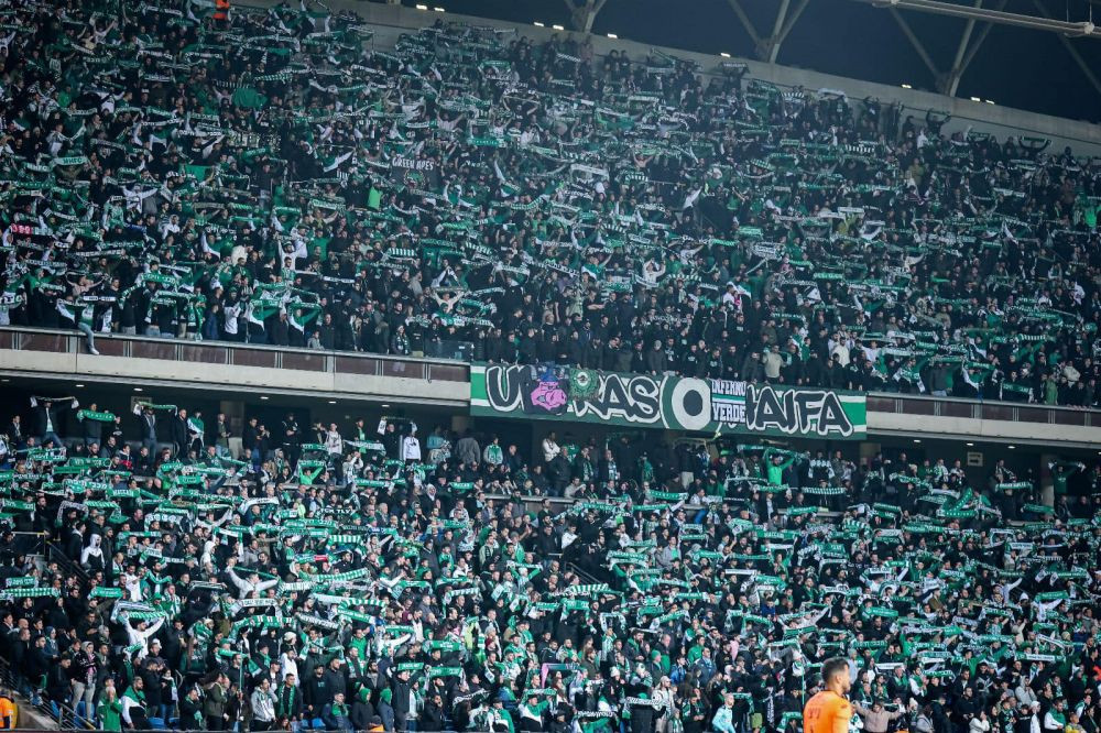 Românul care s-a retras de la echipa națională a înscris un hat-trick senzațional în derby și este golgheterul primei ligi!_15