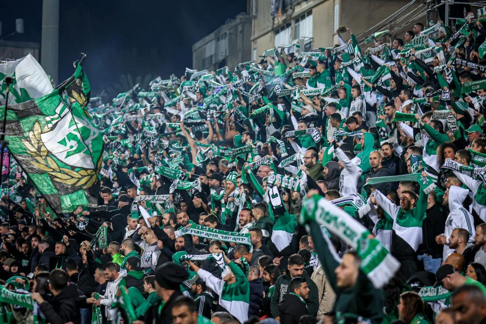 Românul care s-a retras de la echipa națională a înscris un hat-trick senzațional în derby și este golgheterul primei ligi!_16