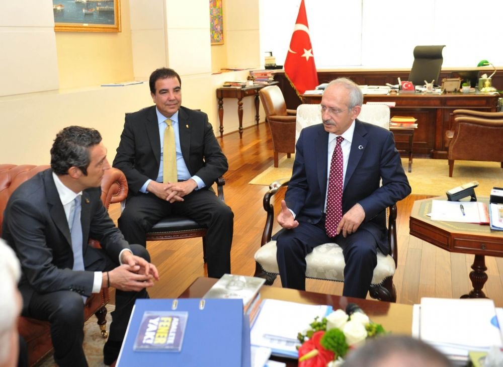 Unul dintre cei mai cunoscuți fani ai lui Fenerbahce, candidatul opoziției pentru a-l detrona pe Erdogan!_10