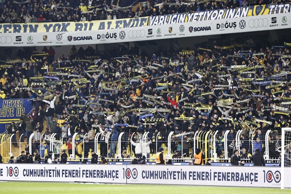 Unul dintre cei mai cunoscuți fani ai lui Fenerbahce, candidatul opoziției pentru a-l detrona pe Erdogan!_12
