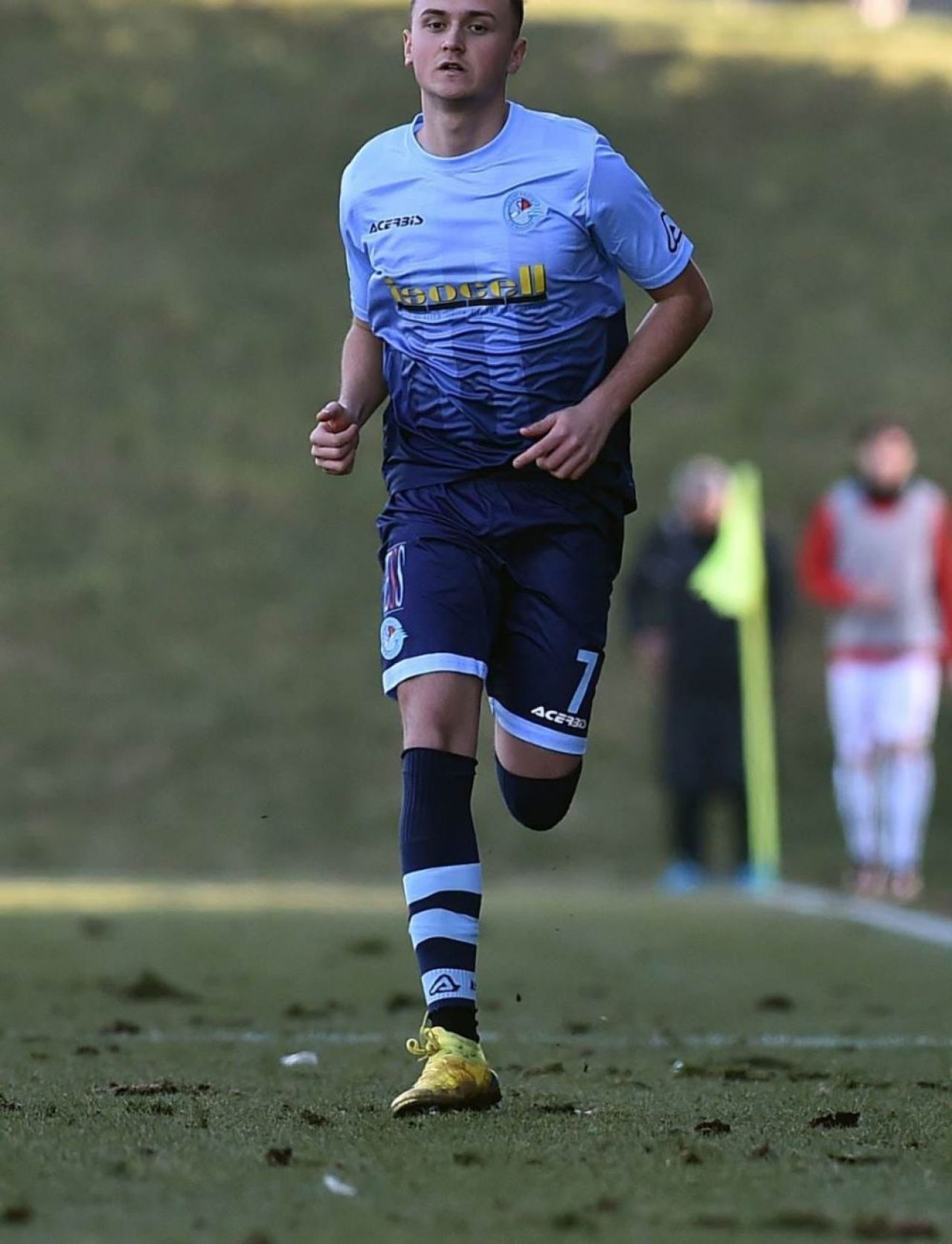 Românul cu Karlsruhe, Chievo și Bologna în CV are o nouă echipă: ”A venit Radja Nainggolan, așa că am preferat un club ca Farul domnului Hagi”_1