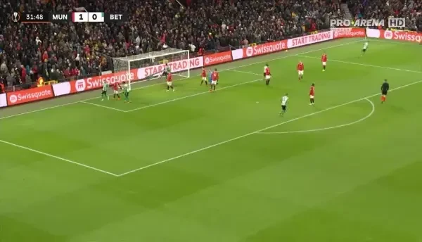 Manchester United - Betis 1-1 (Perez a egalat cu un șut superb)