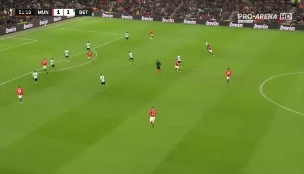Manchester United - Betis 2-1 (Antony marchează cu o execuție superbă)
