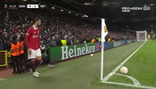 Manchester United - Betis 4-1 (Primul gol marcat de Wout Weghorst pentru &bdquo;diavoli&rdquo;)