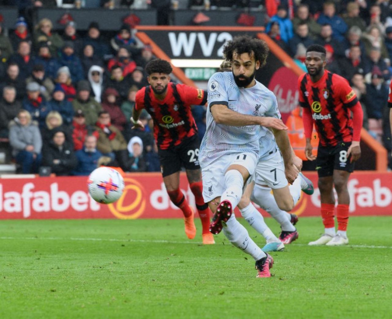 Liverpool, învinsă de ultima clasată din Premier League. Mo Salah a ratat o lovitură de pedeapsă _1