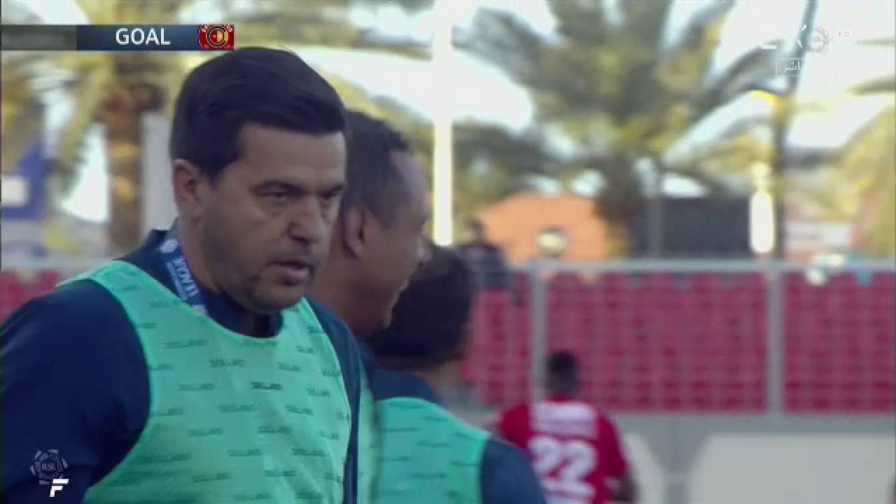 S-a dat autogolul anului în meciul dintre Mirel Rădoi și Cosmin Contra! Faza care l-a lăsat „mască” pe fostul antrenor de la Craiova _5