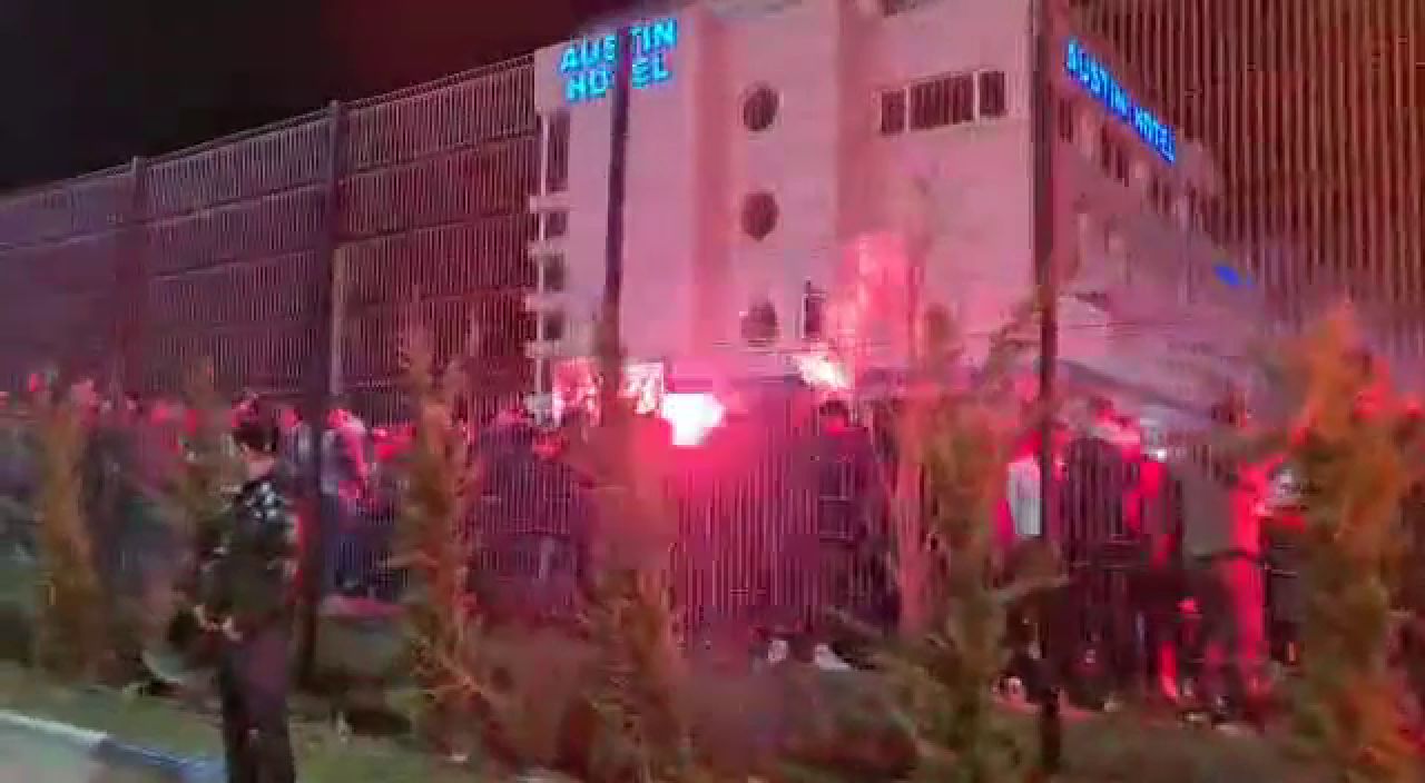 Reacția lui Marius Șumudică după ce galeria Rapidului nu a intrat pe stadion, la Ovidiu: