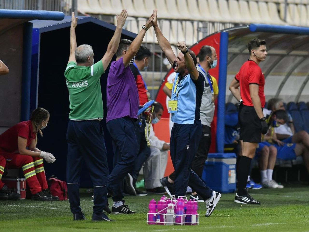 Situație incredibilă în Superliga! Antrenorul secund, numit interimar, „pricipalul” n-a primit nici măcar un telefon_2