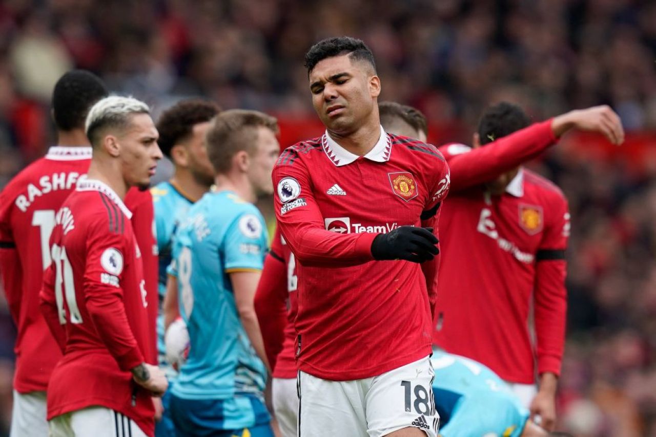 Ce se întâmplă cu Casemiro? Încă o eliminare și suspendare drastică pentru jucătorul lui Manchester United_4